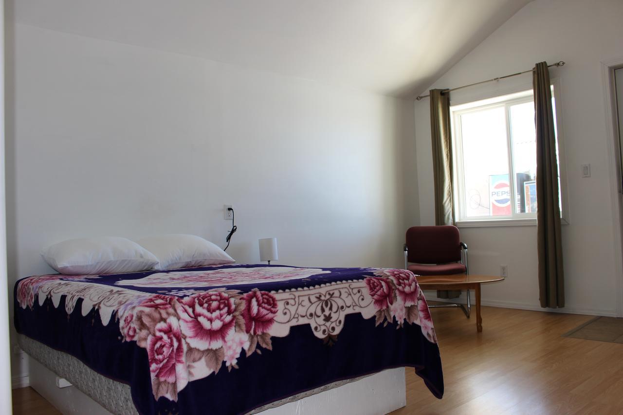 Welcome Inn Swan Hills Εξωτερικό φωτογραφία